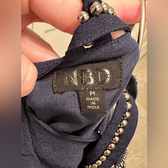 NBD Lourdes dress in Navy - Picture 9 of 12